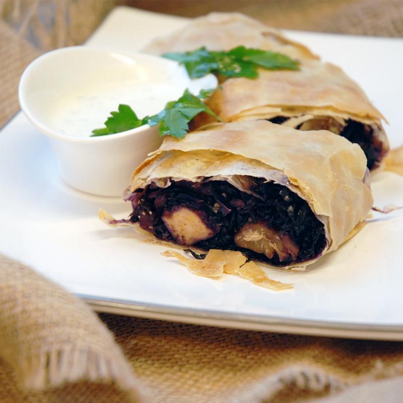 Blaukrautstrudel mit Maroni und Tofu