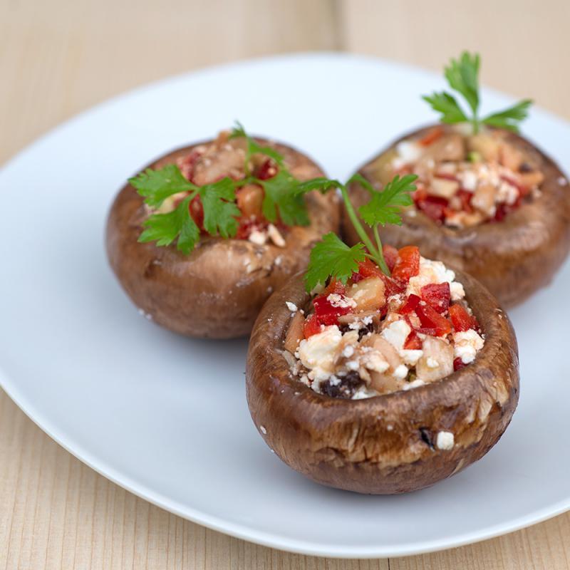 Gefüllte braune Champignons