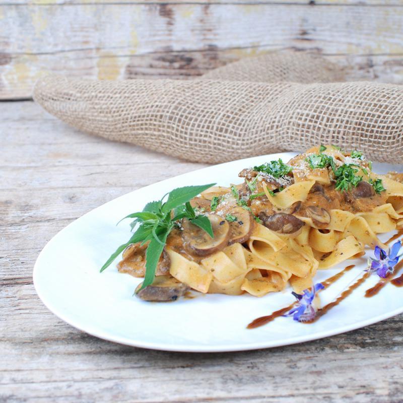 Cremig-vegane Champignonpasta