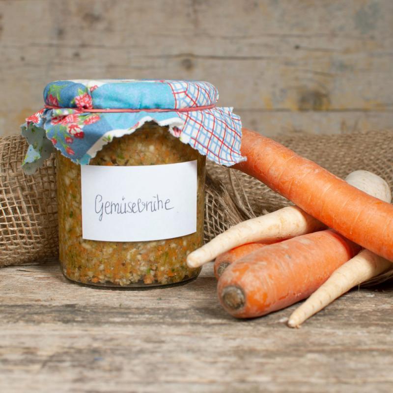 Gemüsebrühe selbst gemacht