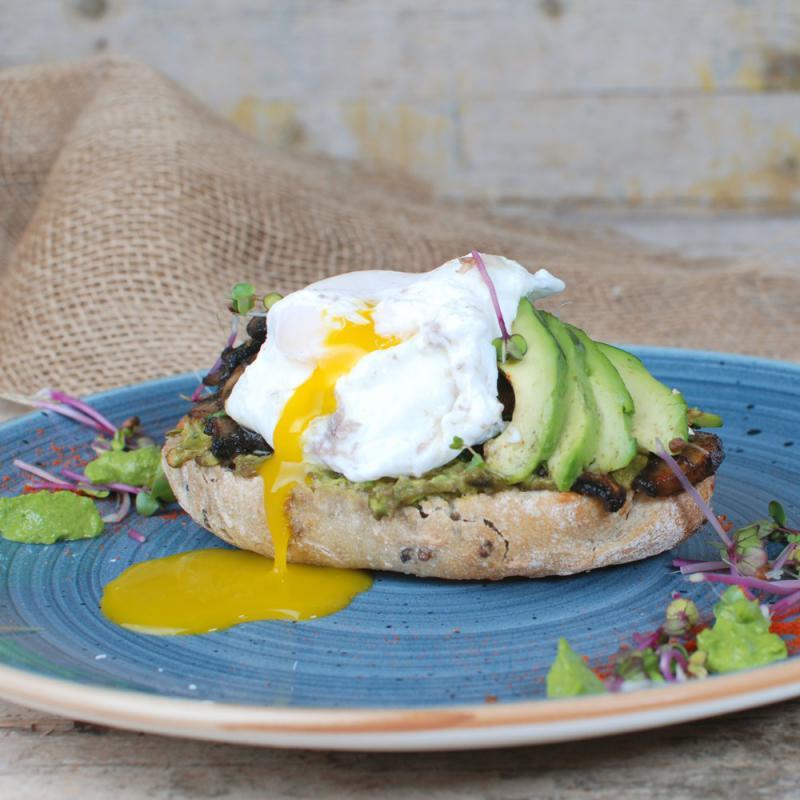 Avocado-Champignon-Brötchen