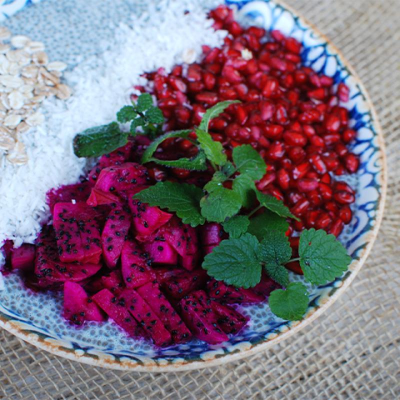 Chia-Pudding mit Drachenfrucht