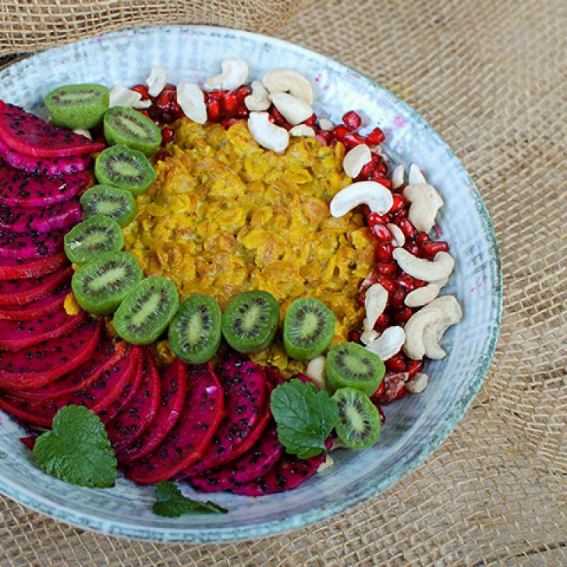 Golden Porridge mit Drachenfrucht