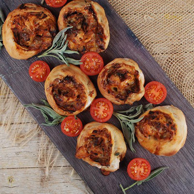 Pizzaschnecken mit Fenchel