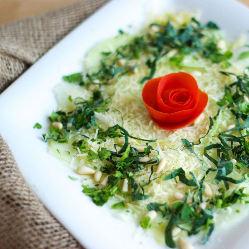 Kohlrabi–Carpaccio